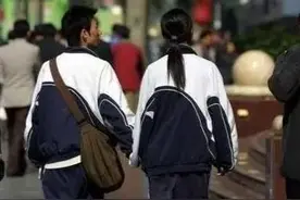 15岁女儿"妈，我想和男友去旅行"，妈妈的话，挽救了孩子一生图片