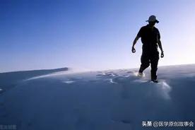 45岁是寿命决定期，无论男女，走路时没有五个表现，恭喜你很健康图片