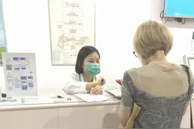 外国人在虹口打疫苗是什么样的体验？来这个窗口看看→图片