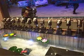 圆明园十二兽首已有八首回归中国，其它四首可能流落到这四个国家图片