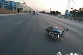 轿车转弯别倒摩托，太子河交警看监控断案：毫无接触也要担责！图片