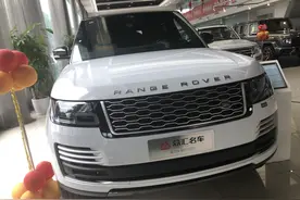 霸气又豪华，实拍路虎揽胜创世加长版图片