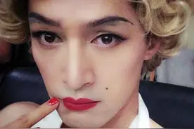 男星搞笑的女装图图片
