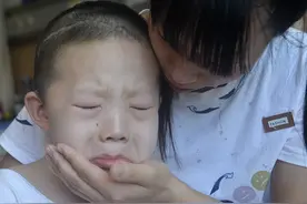 6岁男童坠4米深地窖 半个脑壳没了 昏迷42天后苏醒图片