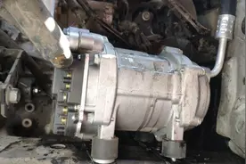 丰田RAV4加装驻车空调图片