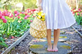 爱情生活中的8个暖心瞬间: 看看哪一个是你的经历？图片