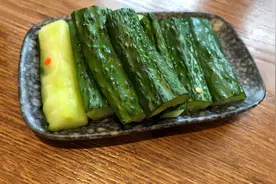 嘴馋吃了一盘凉拌黄瓜，让她失去宝宝！冰箱里的危险，有多可怕？图片