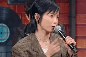 06超女恩怨史：尚雯婕赛后遭谭维维嘲讽，如今又遭许飞点名开撕图片
