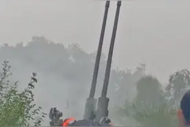 人工降雨，这炮弹都是真的。视频封面