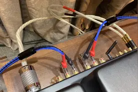 电子管功放4欧和8欧哪个更适合听人声，4欧阻抗的颗粒感和密度好视频封面