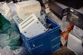 时隔多日，小伙再赴废品站淘宝，收获不错！视频封面