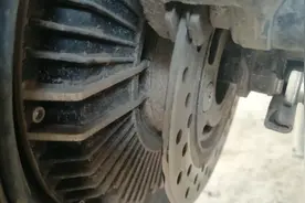 电动车碟刹刹车片什么时候该换，什么知道，不换会有什么影响视频封面