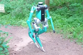 世界上最先进的10个送货机器人视频封面