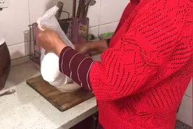 丽姐妈妈在做长沙最好吃的糖油粑粑这样做才是最正宗的最地道的味视频封面