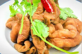 厨师长秘制卤水大肠，简单的一煮，做出来的大肠好吃无异味