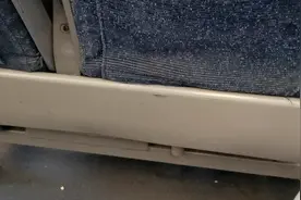 高铁座位上没有充电插座