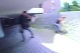 第一视角跑酷！跑酷者VS.保安视频封面