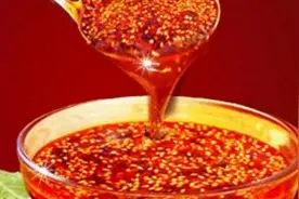 原以为炼辣椒红油很简单，没想到农村厨师却用3种辣椒，涨知识视频封面