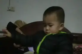 小孩子钓鱼吃视频封面