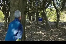 妻子偷偷检查丈夫口袋，翻出来粉粉的东西，不敢相信自己的眼睛视频封面