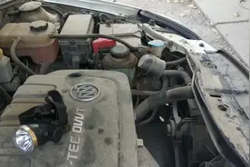 一代经典别克凯越电瓶灯常亮，到底是哪里的原因？视频封面