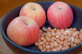 苹果和花生放一起真厉害，坚持一个月，裤子变大了，重回90斤以下视频封面