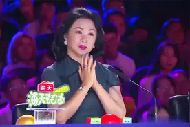 达人秀：姑娘穿旗袍跳甩手舞，中西结合，金星沉醉其中视频封面