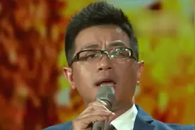 再听这首王强的经典歌曲《秋天不回来》 凄美忧伤！