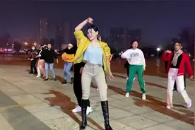 大家都说领舞月入过万，看这美女，就是这？视频封面
