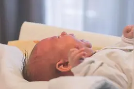 河南拟修改计划生育条例：再婚夫妻也提倡生育两个子女视频封面