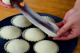 一碗红豆半碗糯米粉，在家自制糯米果，香甜软糯，吃再多也不腻！视频封面