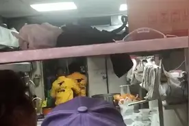 网传广州外卖小哥与店员互殴，场面十分混乱视频封面