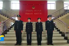 正青春！儿时梦已成真，一起考上警察学院，如愿以偿成为人民警察视频封面