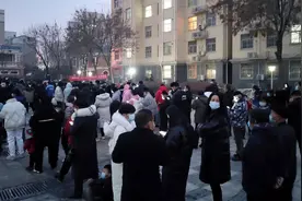 1月12日，天津大中小学全部放寒假，所有学校封闭管理，国人注意视频封面