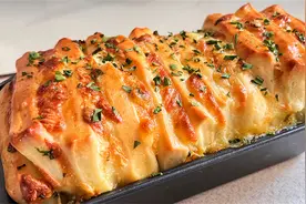 看着就让人流口水的面包，做法原来这么简单，外面根本买不到