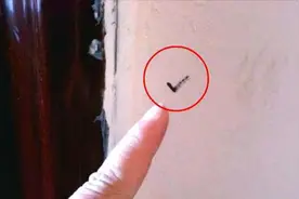 家门口有这些符号，看完立马擦掉，不然家里可能有危险，提醒家人视频封面