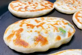 家人最爱吃的馅饼 做法简单 个个皮薄大陷 儿子一口气吃了三