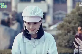 来自一个追星少女偶遇偶像的沙雕行为视频封面