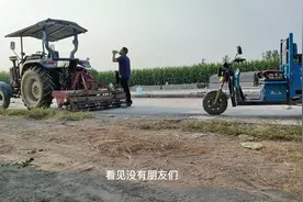 农民鲁智深花30000元购买拖拉机，这机器真霸道，你们感觉咋样？视频封面