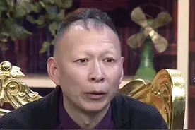难怪老戏骨李明没有眉毛，原来仅因为“营养”，实在太惨丨星夜视频封面
