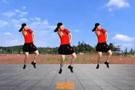 三月火爆歌曲精选《三月三》简单欢快活泼，老少都喜欢视频封面