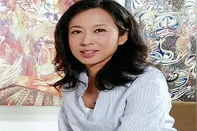 霍启刚妈妈又「离婚」了？ 郭晶晶接朱玲玲重回霍家，再次从豪门视频封面