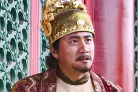 朱元璋查办科举贪污案，一怒之下砍死马三刀，却放过了李善长！视频封面