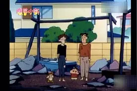 蜡笔小新：最惨的一集，小新家煤气爆炸，32年贷款的房子炸平了！视频封面