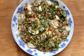 生蚝怎样生腌好吃？酒店潮汕大厨教你正确做法，生蚝不腥肉质鲜甜视频封面
