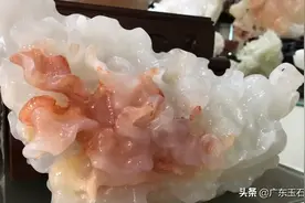 天然的玉石雕刻品工艺图片