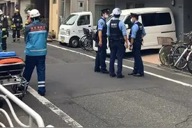 东京楼里消防报警，来这么多消防车视频封面