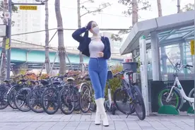 不同人种身材姣好的美女模特，街头测试回头率！视频封面