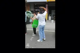 看看这阵势，就说吓不吓人！视频封面
