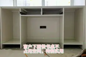 小户型装修，窗户下面做书桌，不占用空间，这样设计真实用视频封面